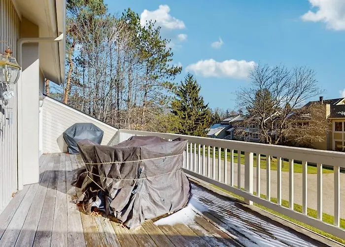Ski & Tee Boyne Highlands Townhouse